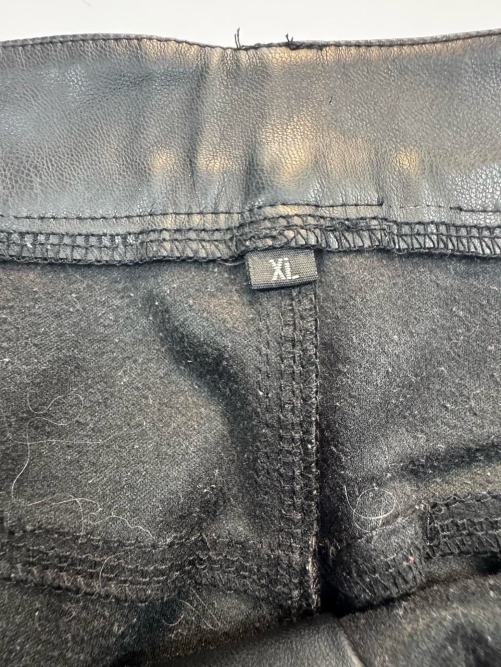 Black Faux Leather Wide Leg Pants Women's XL High Rise Statement Edgy Y2K - Picture 3 of 8
